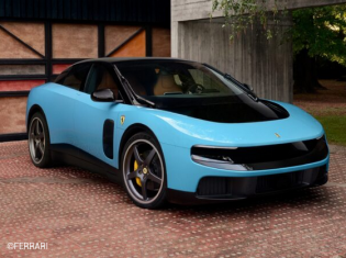 La lumière électrique de Ferrari s'allume à Rome